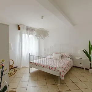 Casa Marisa Italia