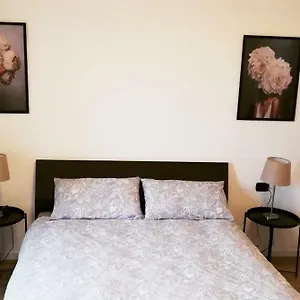 Centro E Parco 10 Min - Flat In Italia